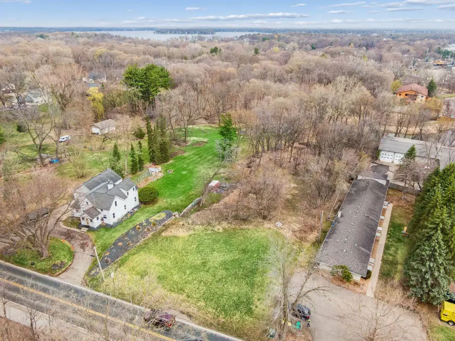 24560 Smithtown Road, Excelsior, MN 55331 - #2