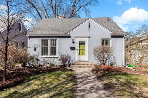 5008 5th Street Ne, Columbia Heights, MN 55421