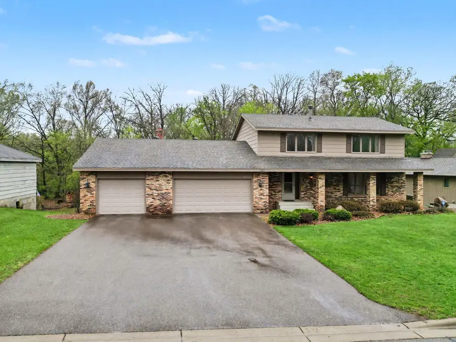 203 Belmont Court, Apple Valley, MN 55124 - #2