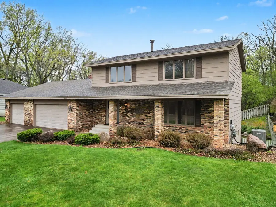 203 Belmont Court, Apple Valley, MN 55124 - #3