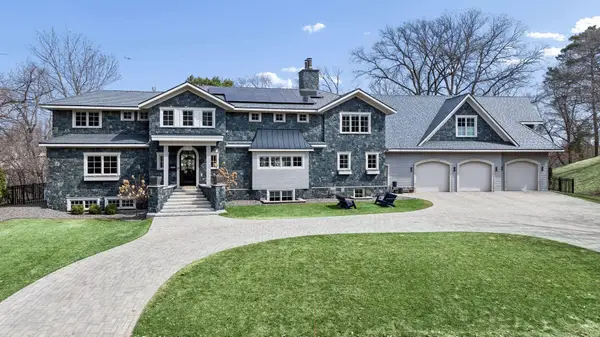 4929 E Sunnyslope Road, Edina, MN 55424