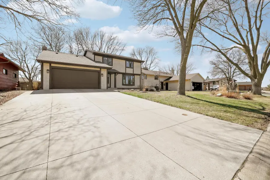 1208 Borealis Lane Ne, Columbia Heights, MN 55421 - #3