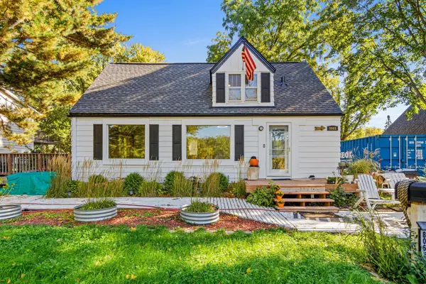 8065 Riverview Terrace Ne, Fridley, MN 55432