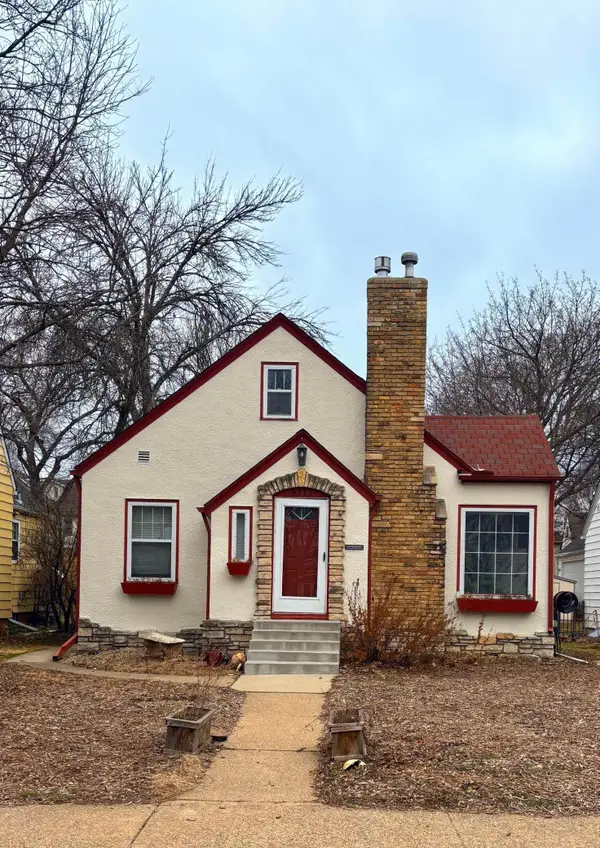 5215 12th Avenue S, Minneapolis, MN 55417