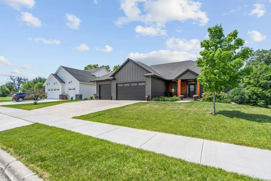 702 Eastland Avenue Se, New Prague, MN 56071 - #3