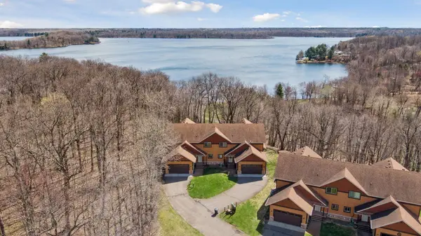 16498 Park Estates Drive, Brainerd, MN 56401