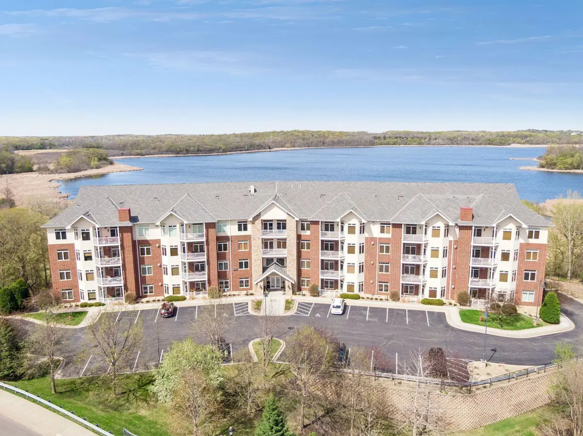 1776 Stieger Lake Lane #100, Victoria, MN 55386 - #1
