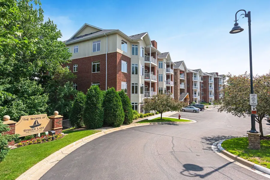 1776 Stieger Lake Lane #100, Victoria, MN 55386 - #2
