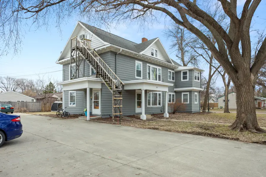 826 21st Street S, Fargo, ND 58103 - #2