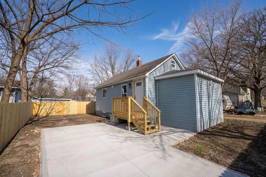 312 Grove Avenue, Montevideo, MN 56265 - #2