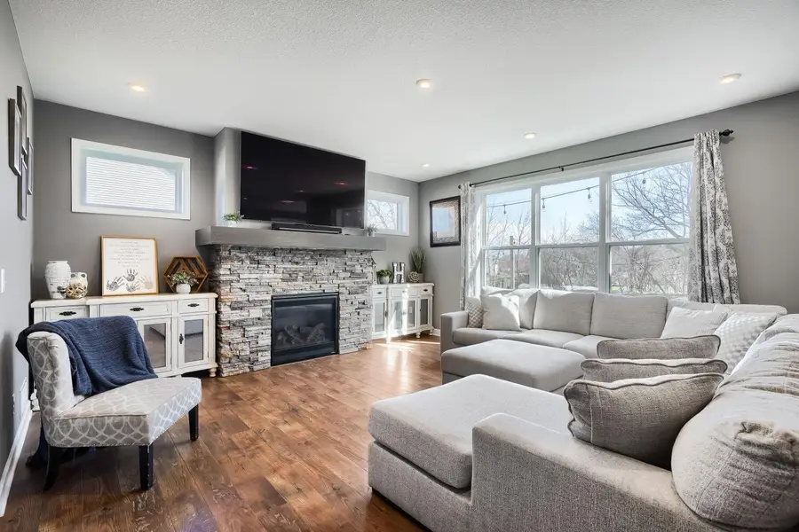 9787 Lower 8th Street, Lake Elmo, MN 55042 - #3