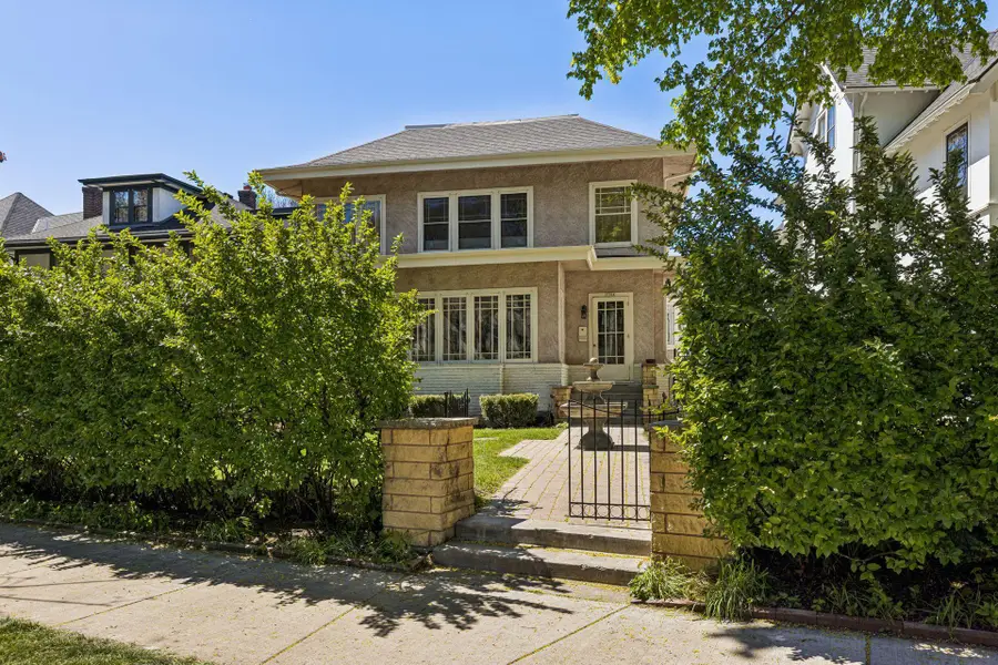 2304 Lake Place, Minneapolis, MN 55405 - #3