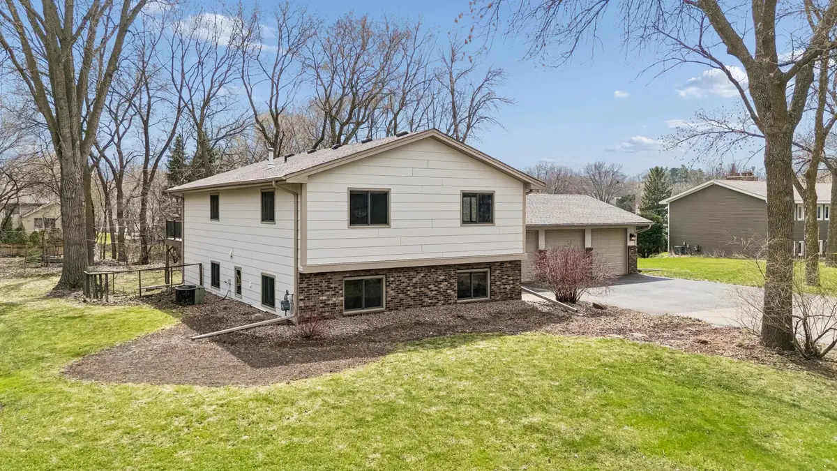 3930 Glendale Drive, Chanhassen, MN 55331 - #1