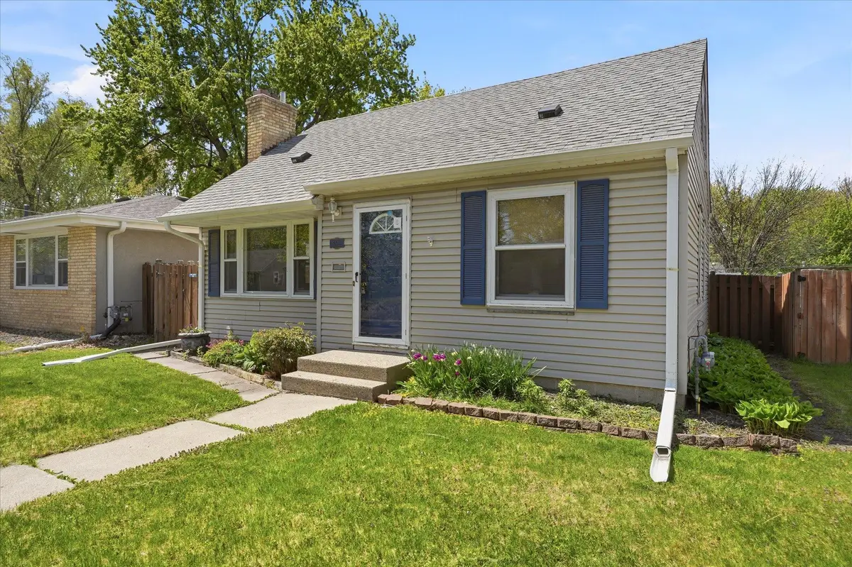5512 35th Avenue S, Minneapolis, MN 55417 - #1