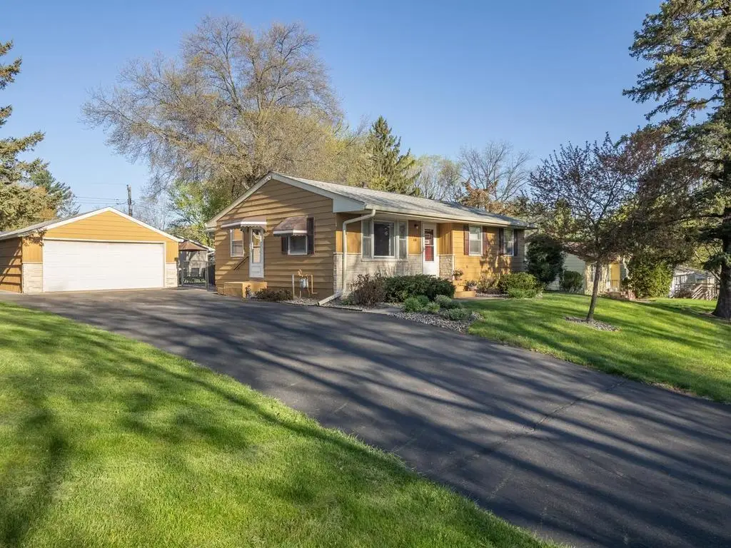 616 Martha Lane, Woodbury, MN 55125 - #1