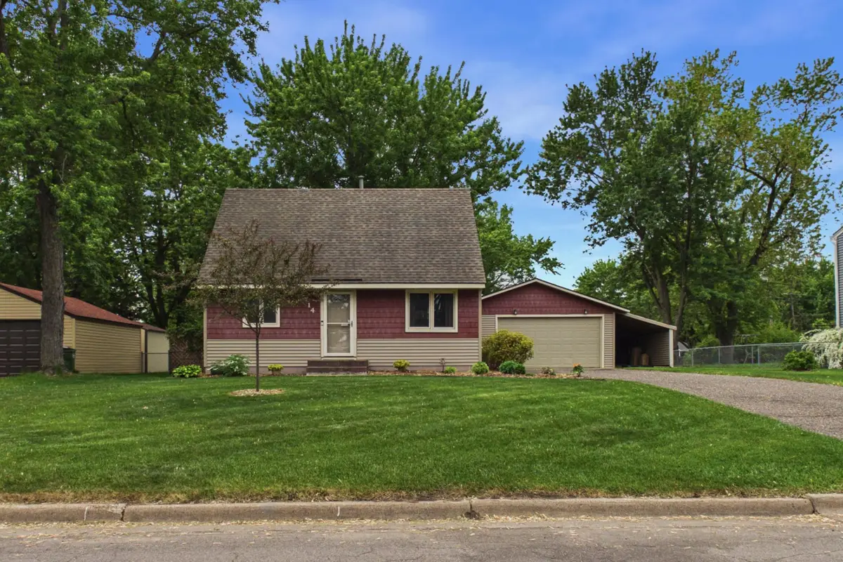 714 109th Avenue Nw, Coon Rapids, MN 55448 - #1