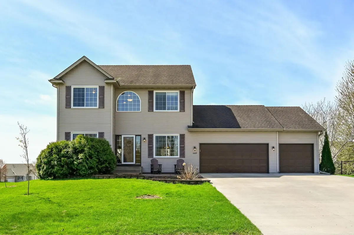 11229 22nd Street Ne, Saint Michael, MN 55376 - #1