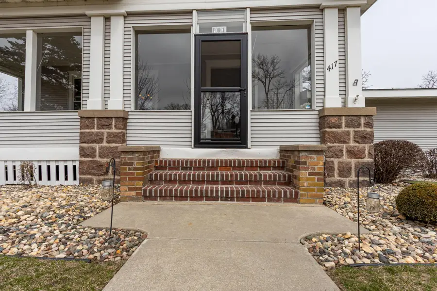 417 6th Avenue W, Alexandria, MN 56308 - #3