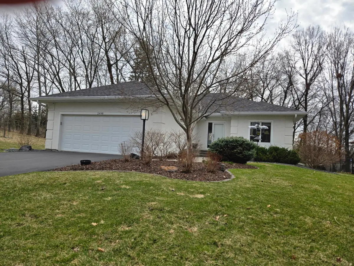 2498 Hillwood Drive E, Maplewood, MN 55119 - #1
