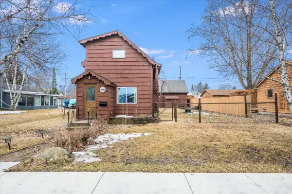 1912 E 3rd Street, Superior, WI 54880