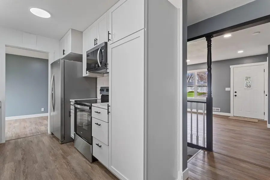 2352 Shoshone Road, North Saint Paul, MN 55109 - #3