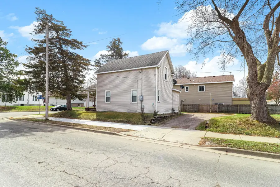 157 9th Avenue N, Waite Park, MN 56387 - #2