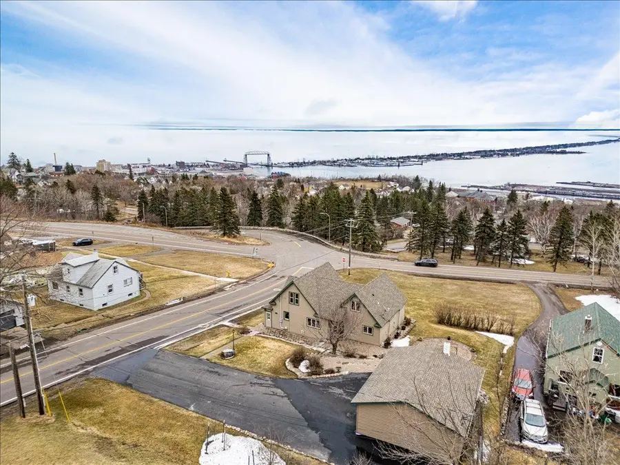 1101 W Skyline Parkway, Duluth, MN 55806 - #2