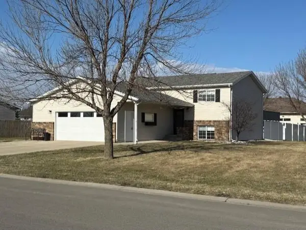 313 15th Street N, Breckenridge, MN 56520