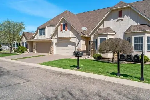 206 Stonebridge Lane, Saint Paul, MN 55118 - #2