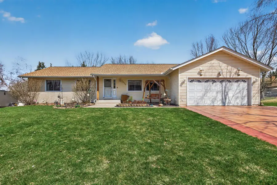 7910 W Park Hills Drive, Bloomington, MN 55438 - #2