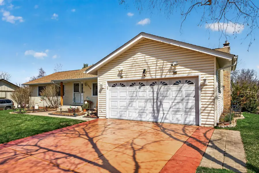 7910 W Park Hills Drive, Bloomington, MN 55438 - #3