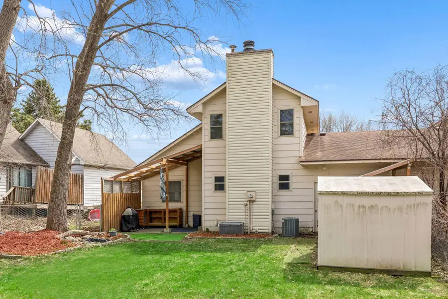 8655 135th Street W, Apple Valley, MN 55124 - #2