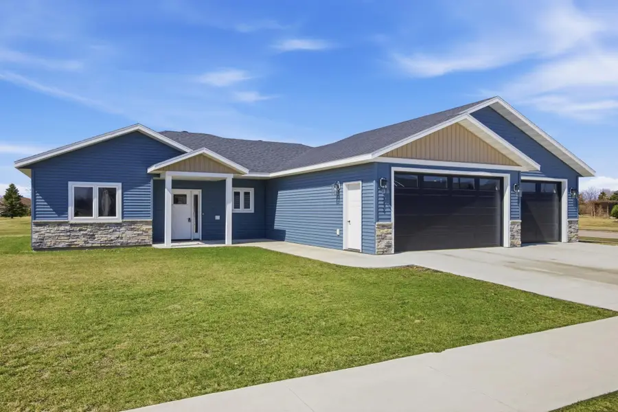 211 16th Street N, Breckenridge, MN 56520 - #3