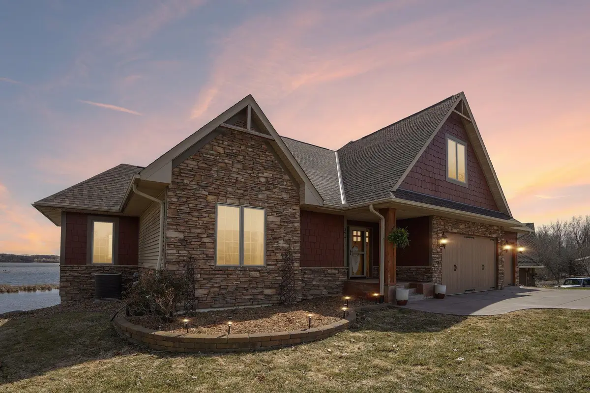 29411 Morningside Court, Lindstrom, MN 55045 - #1