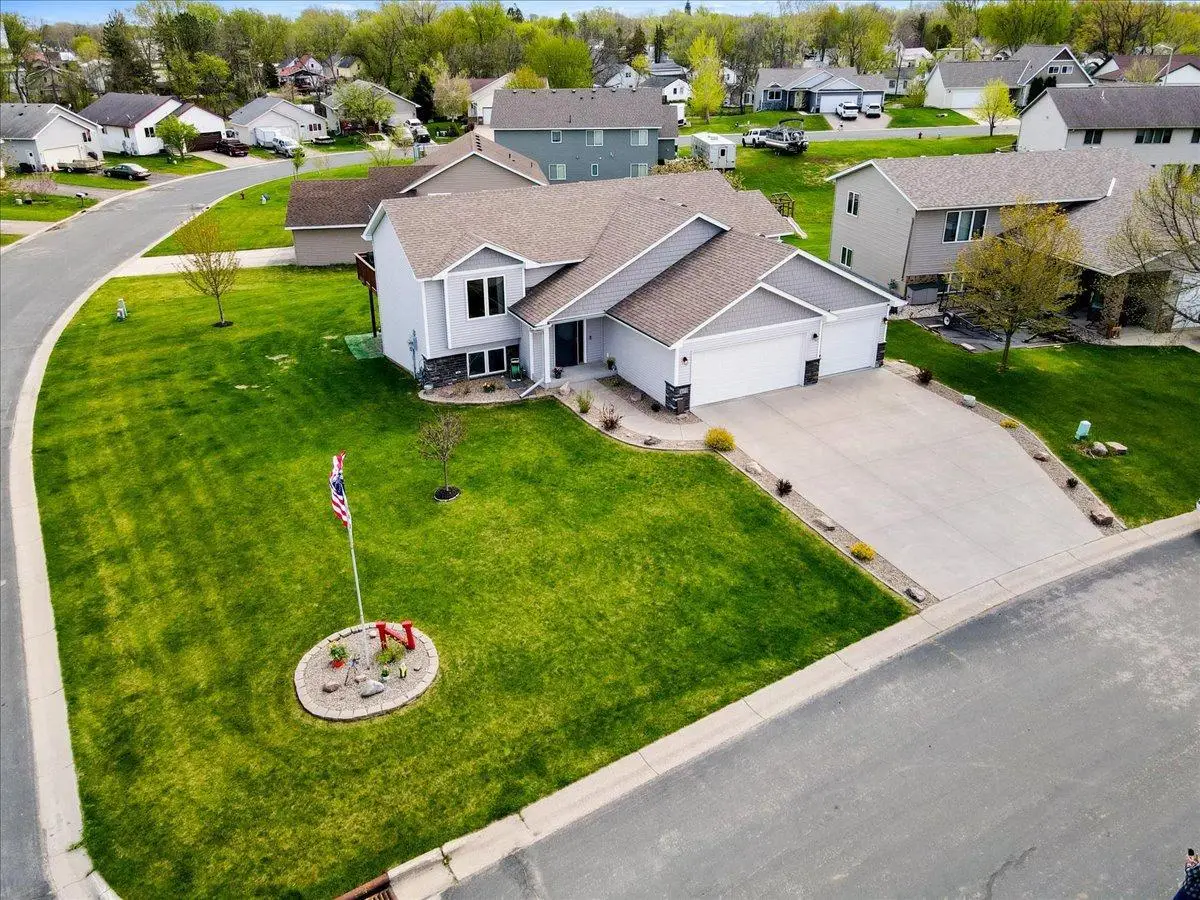 401 Fischer Street Nw, Montgomery, MN 56069 - #1