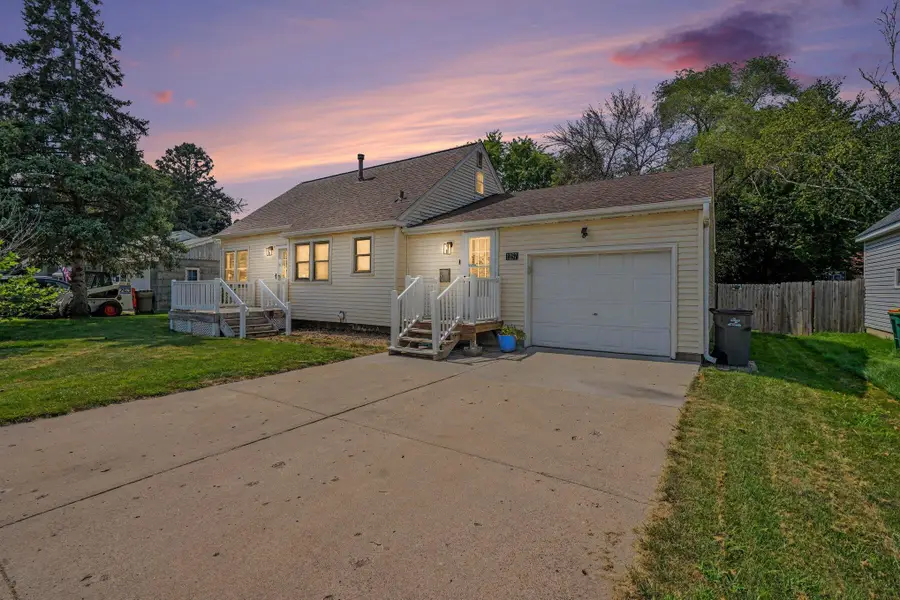 1257 Parallel Street, Chaska, MN 55318 - #2