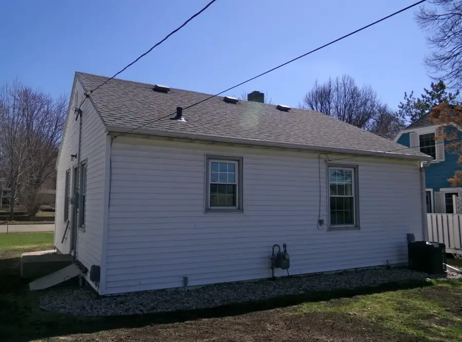 1014 Hawthorne Street, Alexandria, MN 56308 - #3