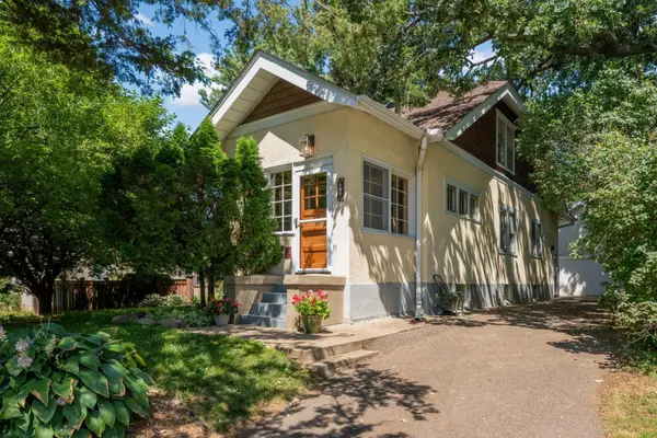 699 Wheelock Parkway W, Saint Paul, MN 55117