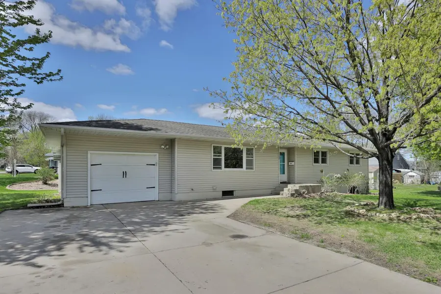 1120 Ashland Street, Hastings, MN 55033 - #2