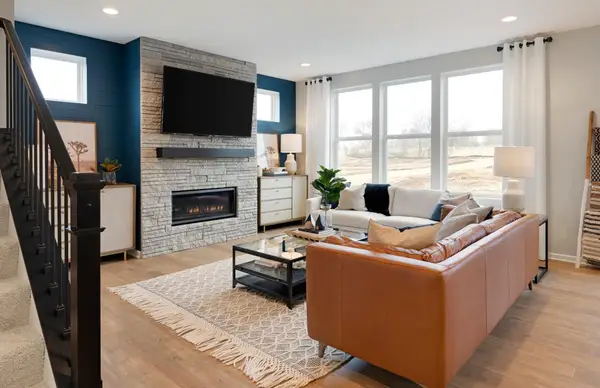 4621 Island Park, Woodbury, MN 55129