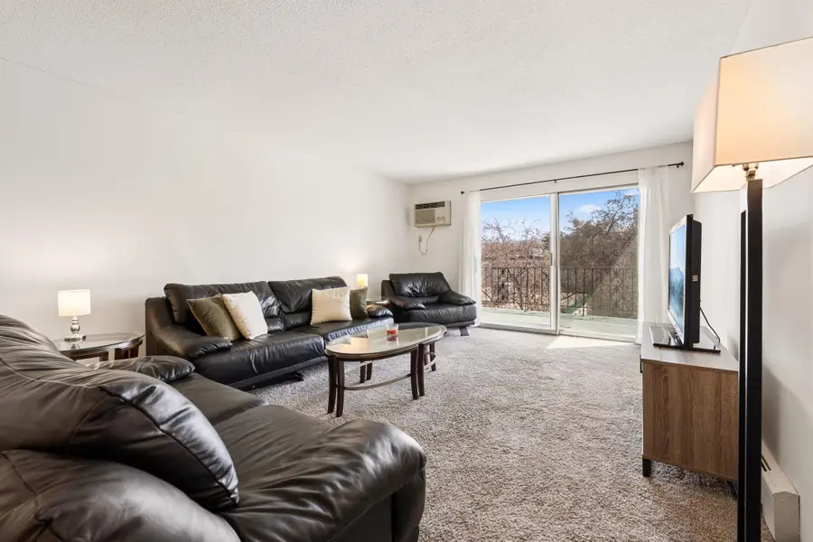 2730 Dale Street N #D311, Roseville, MN 55113 - #3