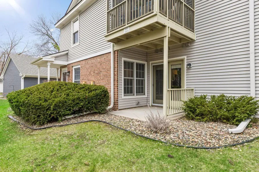 10929 Rhode Island Avenue S, Bloomington, MN 55438 - #2