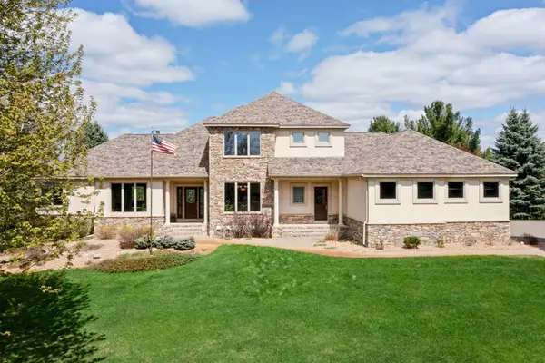 411 Emerald Lane, Mahtomedi, MN 55115