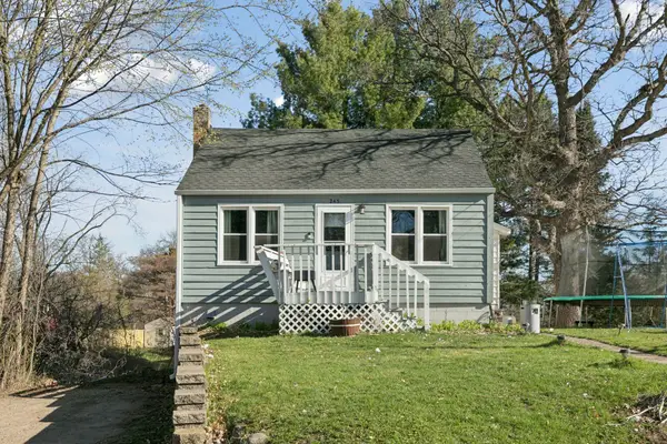 245 Iris Street, Mahtomedi, MN 55115