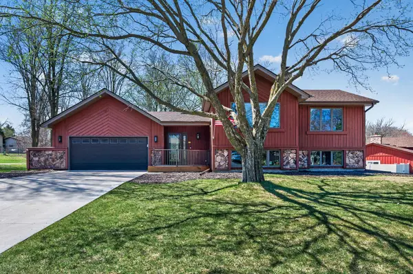 4615 Deerwood Lane N, Plymouth, MN 55442