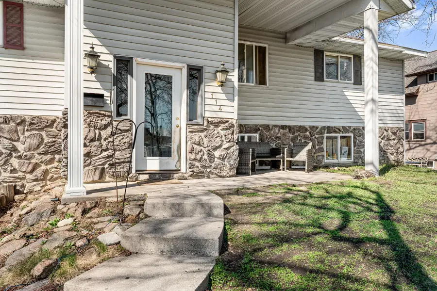 114 6th Avenue Nw, Waseca, MN 56093 - #2