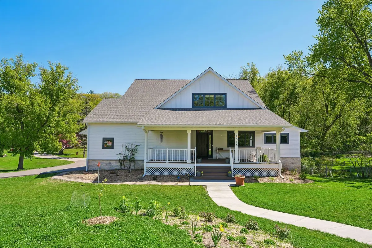 1316 3rd Street, Mendota, MN 55150 - #1