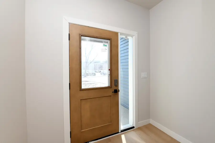 804 7th Street N, Fargo, ND 58102 - #2