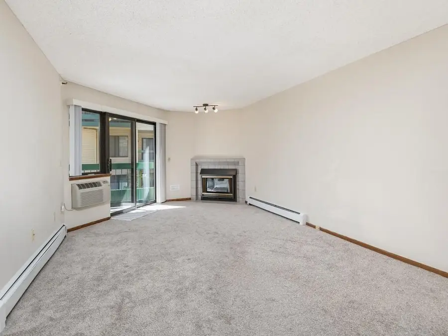 7605 Edinborough Way #6214, Edina, MN 55435 - #3