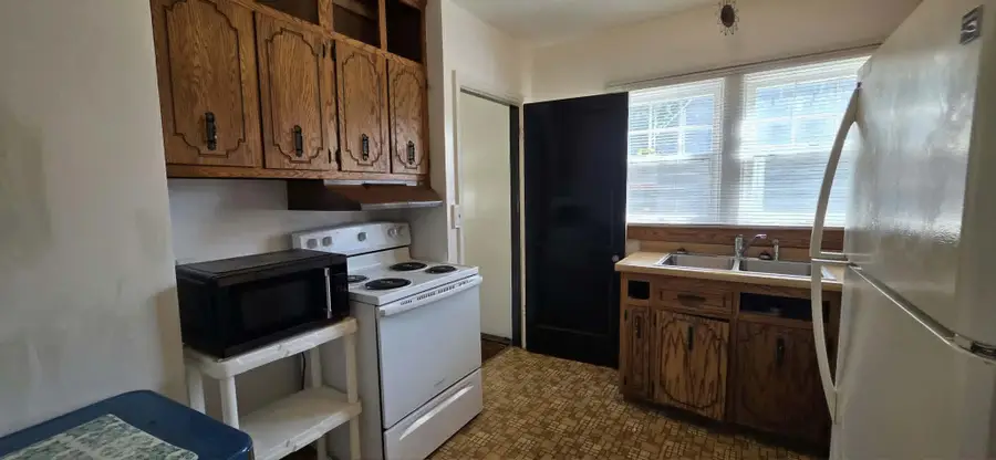 122 W 5th Street, Litchfield, MN 55355 - #3